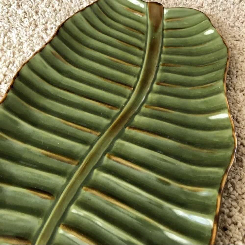 Pottery Barn Green tropical leaf decorative platter